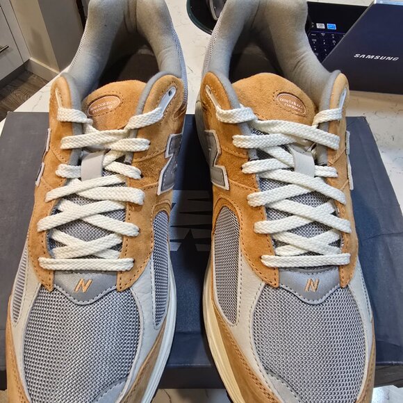 New Balance 2002R Sweet Caramel Men's Size 13 Lifestyle Sneakers M2002RHM Shoes - Picture 4 of 15